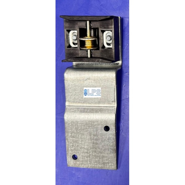 SK53114-2  SUPPORT DE SERRURE TV3074 LONGUEUR 174MM AVEC SHUNT OTIS
