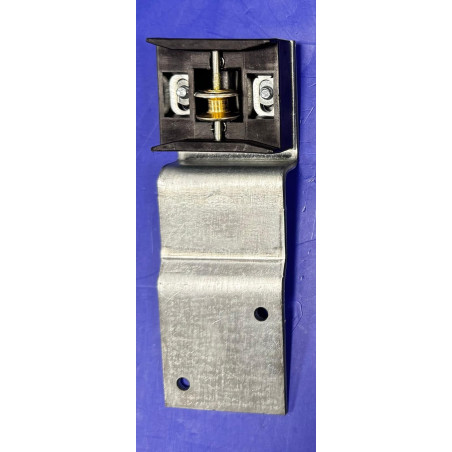 SK53114-2  SUPPORT DE SERRURE TV3074 LONGUEUR 174MM AVEC SHUNT OTIS