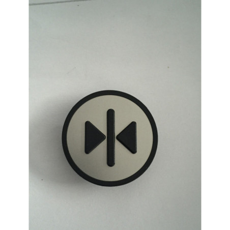 PASTILLE FINE KSS FOND GRIS SYM NOIR Fermeture Porte