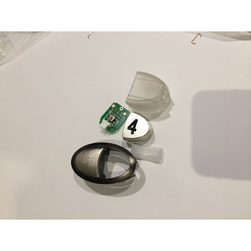ENS. BOUTON D'APPEL CABINE "4" + BRAILLE OR02